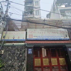 Bạn Sẽ Làm Gì Với Đặc Quyền 4 Mặt Tiền Độc Bản? Tòa Nhà Văn Phòng Ánh Sáng Hay Biệt Thự Phố Nghỉ Dưỡng?