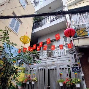 Bán Căn hộ dịch vụ  Lê Thị Riêng Quận 1 – Nở Hậu Đại Cát – Giá 25 Tỷ 500